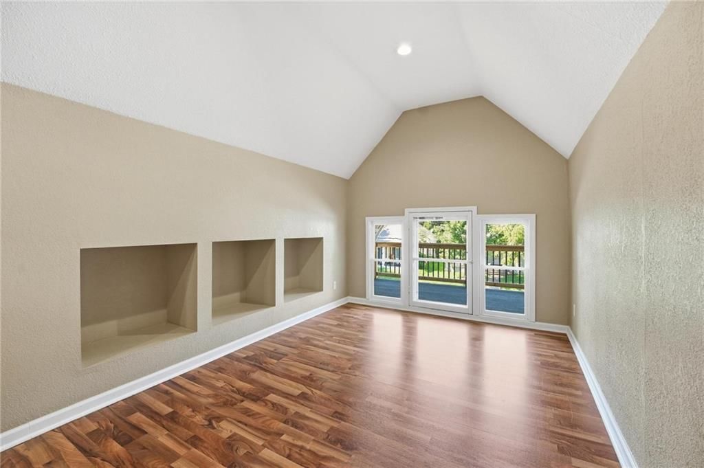 2420 Jules Street — photo 41