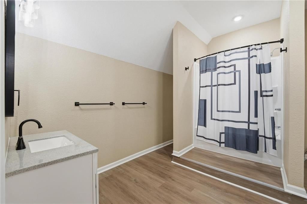 2420 Jules Street — photo 44