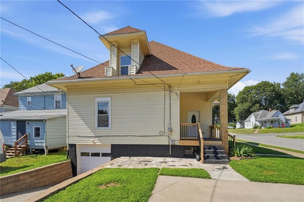 2420 Jules Street — photo 50