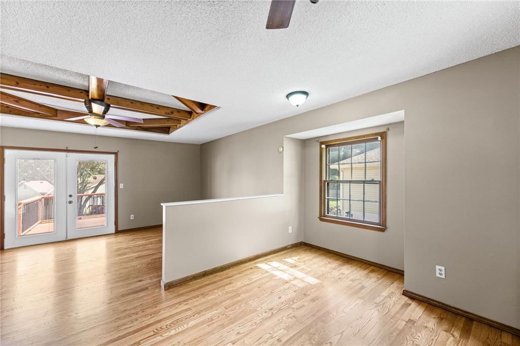 1406 SE 2nd Street — photo 8