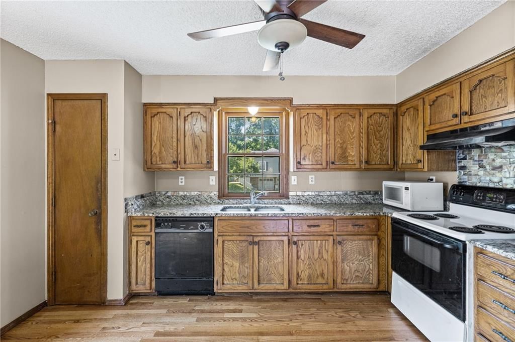 1406 SE 2nd Street — photo 10