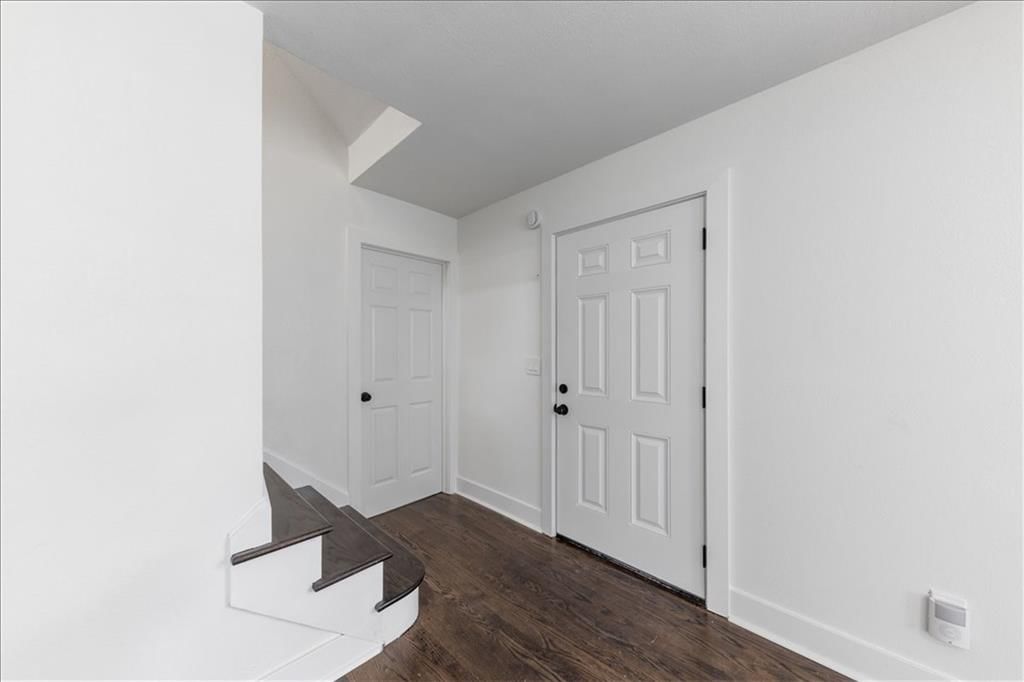 4224 Spruce Avenue — photo 2