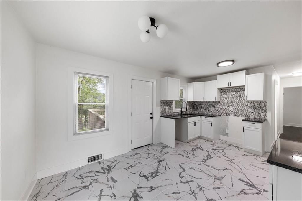 4224 Spruce Avenue — photo 6
