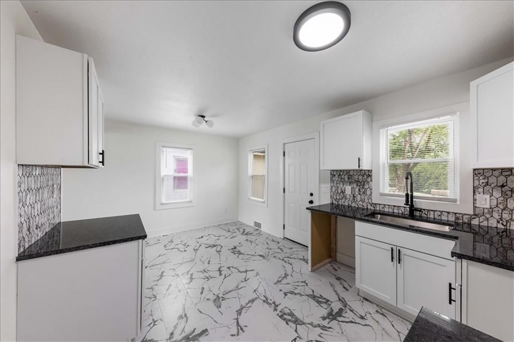 4224 Spruce Avenue — photo 9