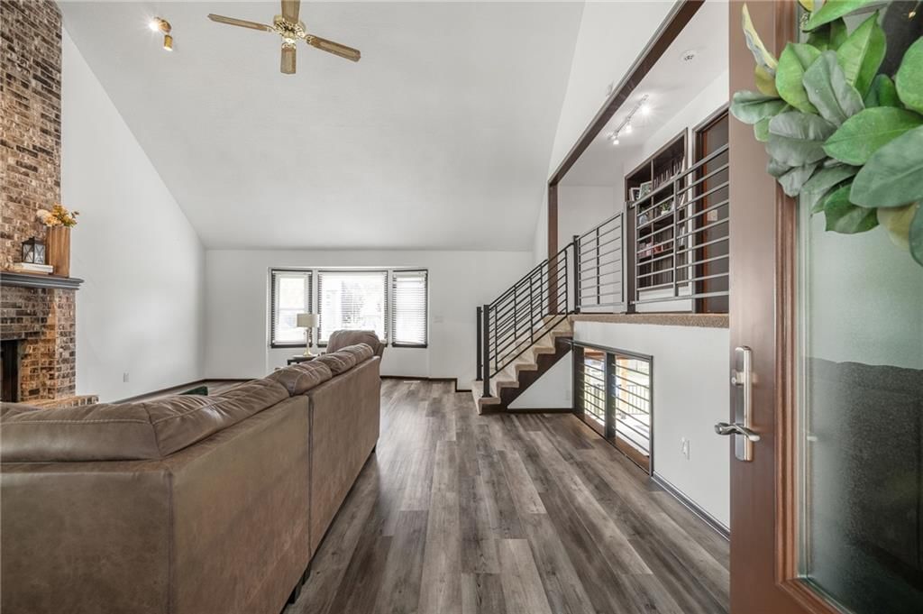 15700 W 146th Terrace — photo 14