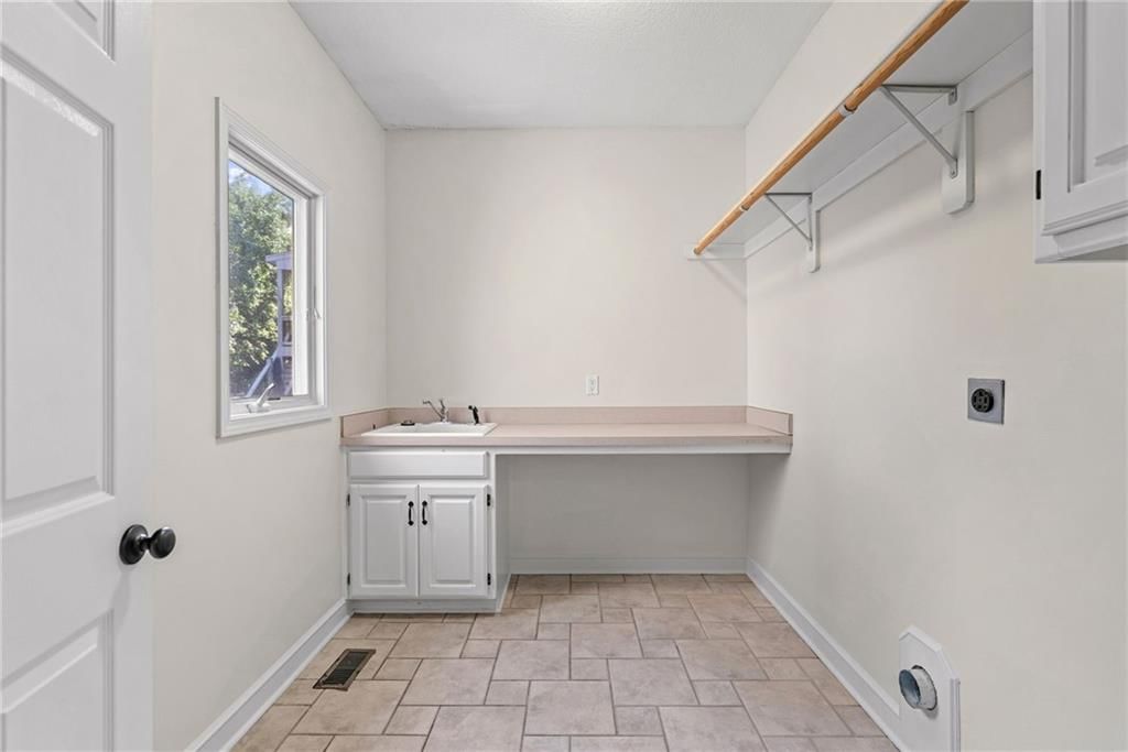 13310 W 72nd Street — photo 20