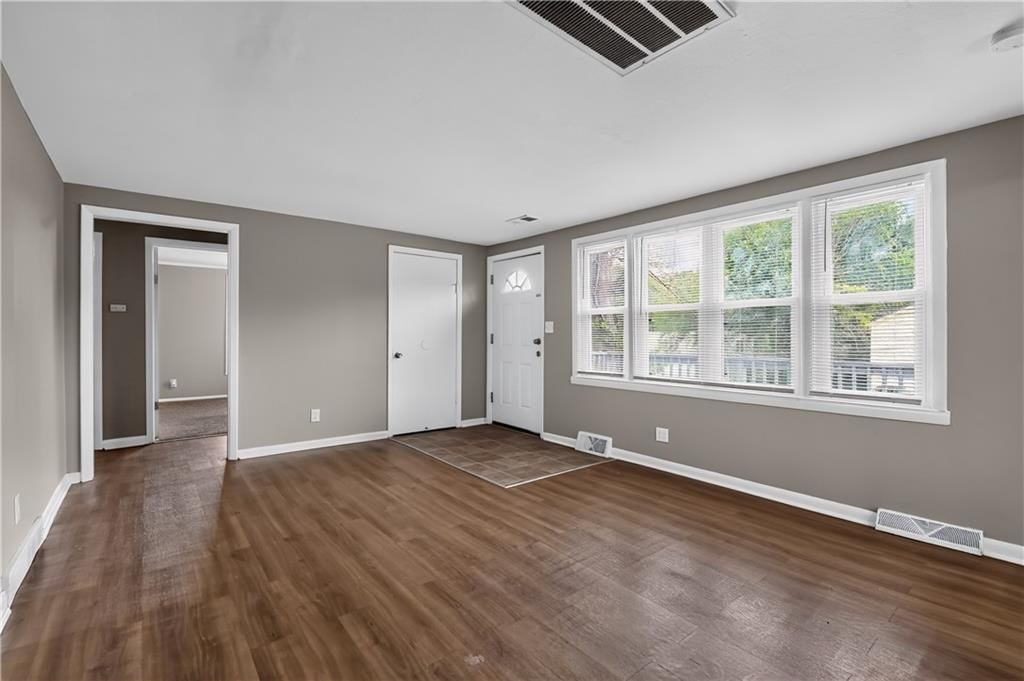 7418 Bales Avenue — photo 9