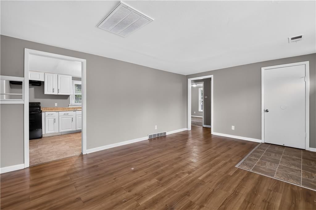 7418 Bales Avenue — photo 10