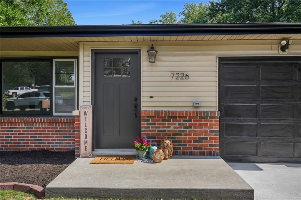 Photo 3 of 25 - 7226 Webster Avenue, Kansas City, KS 66109