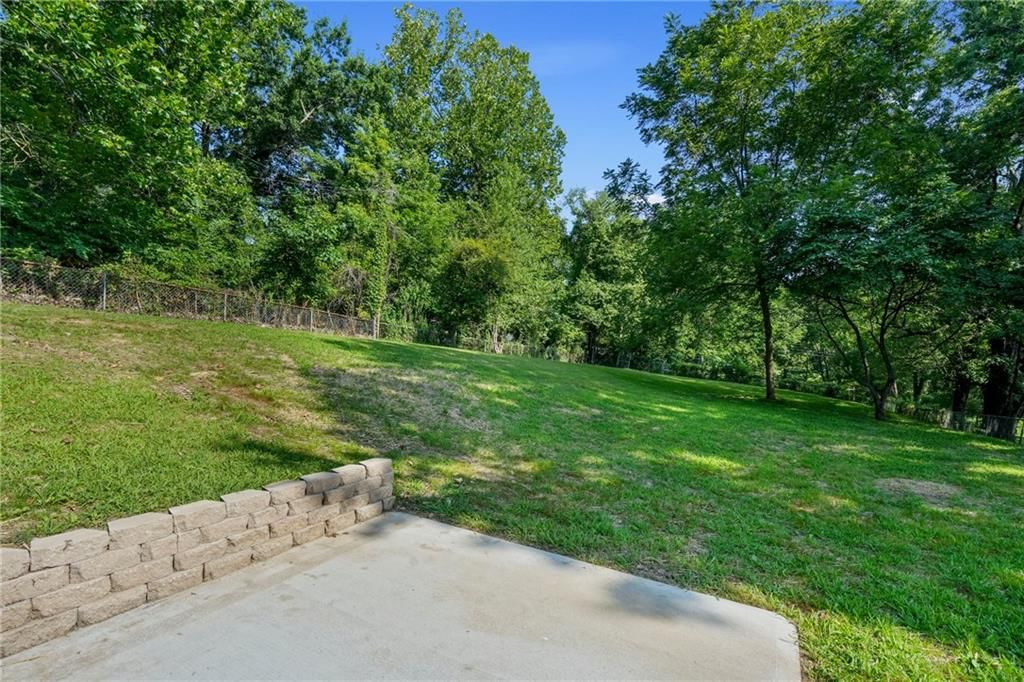 Photo 5 of 25 - 7226 Webster Avenue, Kansas City, KS 66109
