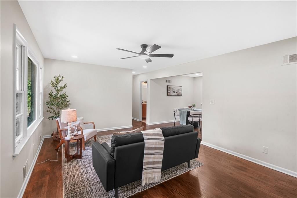 Photo 9 of 25 - 7226 Webster Avenue, Kansas City, KS 66109