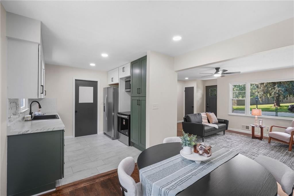 Photo 13 of 25 - 7226 Webster Avenue, Kansas City, KS 66109