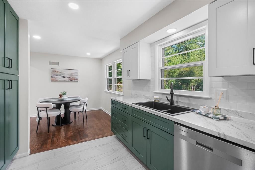 Photo 17 of 25 - 7226 Webster Avenue, Kansas City, KS 66109