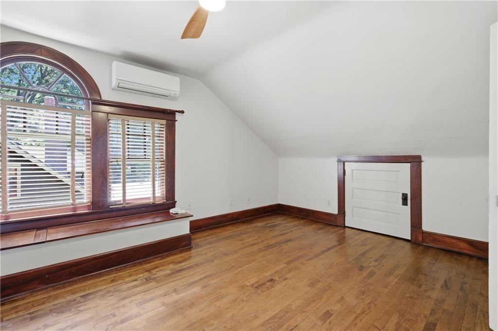3632 Campbell Street — photo 50