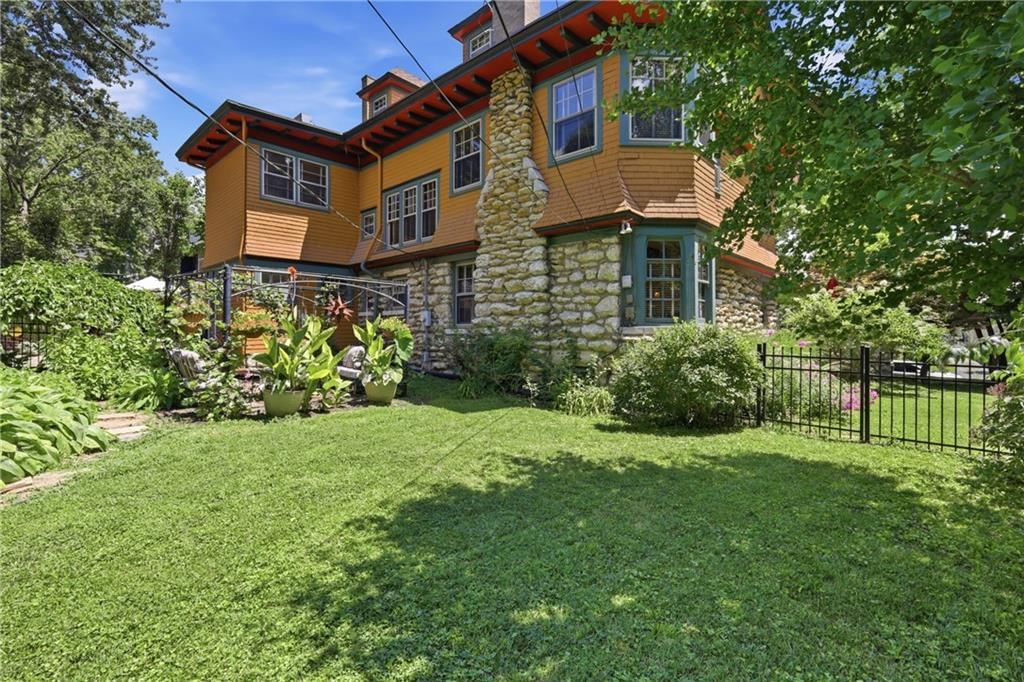 3632 Campbell Street — photo 57