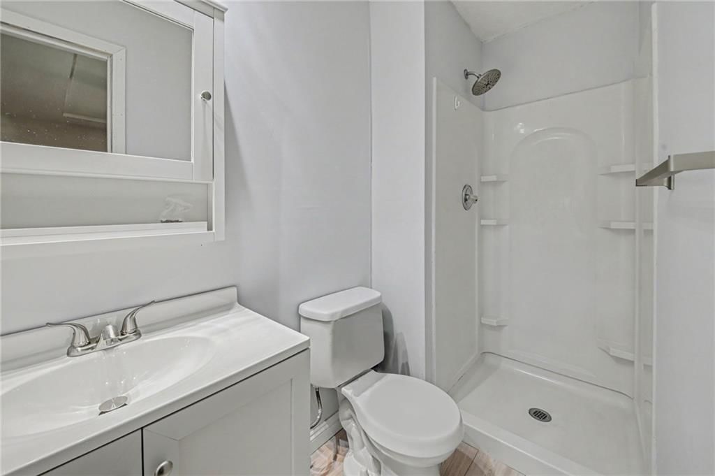 2521 S Whitney Avenue — photo 14