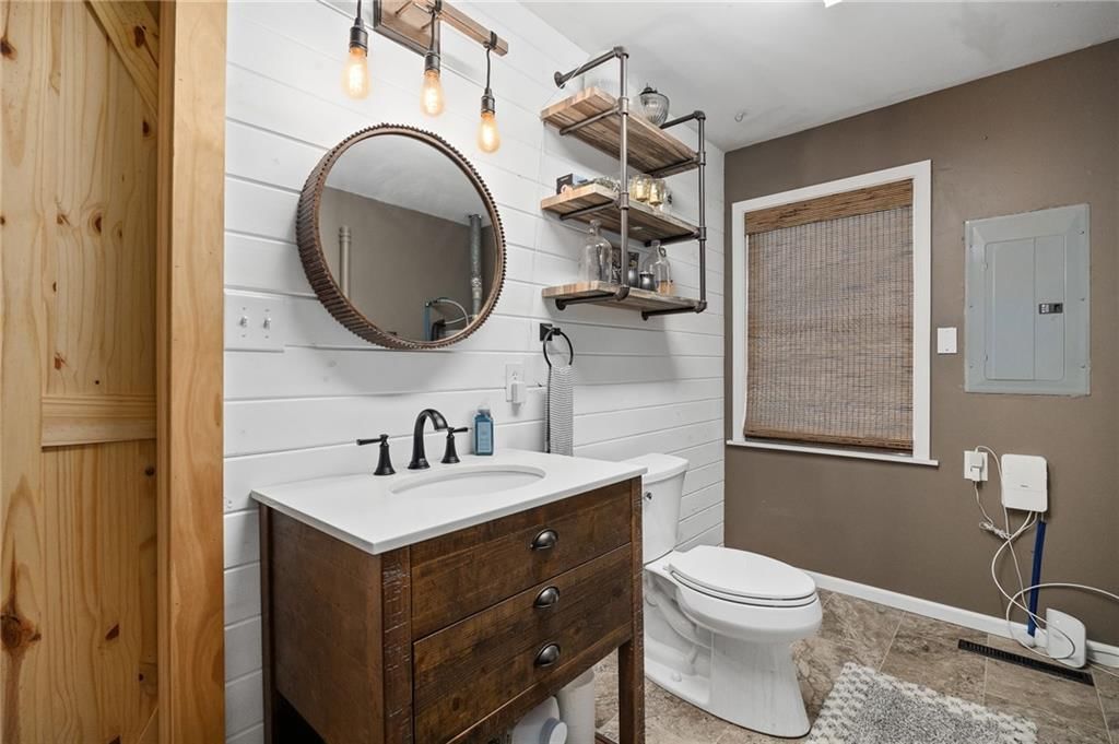 1610 Brookside Street — photo 14