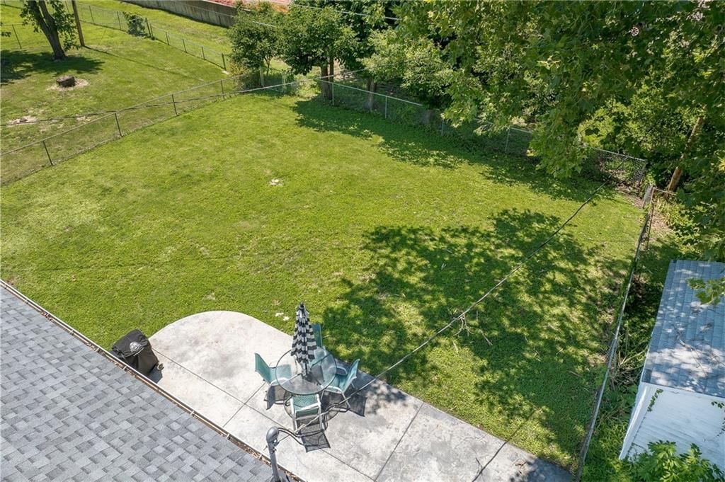 1610 Brookside Street — photo 27