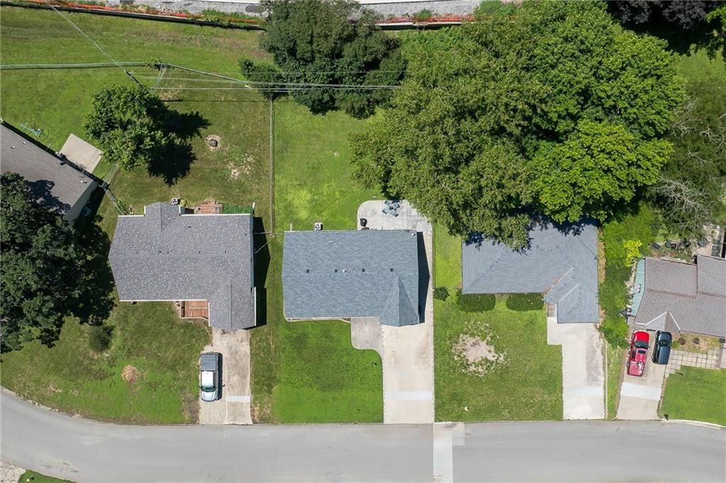 1610 Brookside Street — photo 28