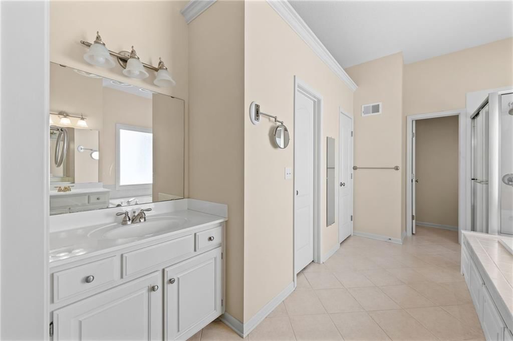 7823 N Cosby Avenue — photo 26