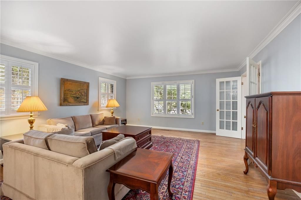 2204 S Taylor Street — photo 7