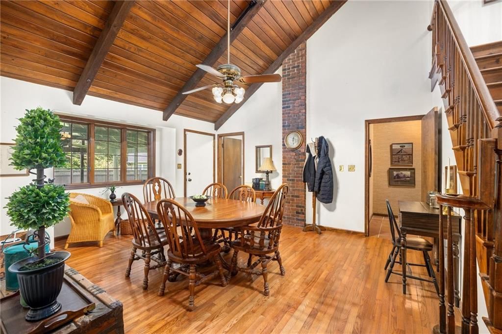 2204 S Taylor Street — photo 11