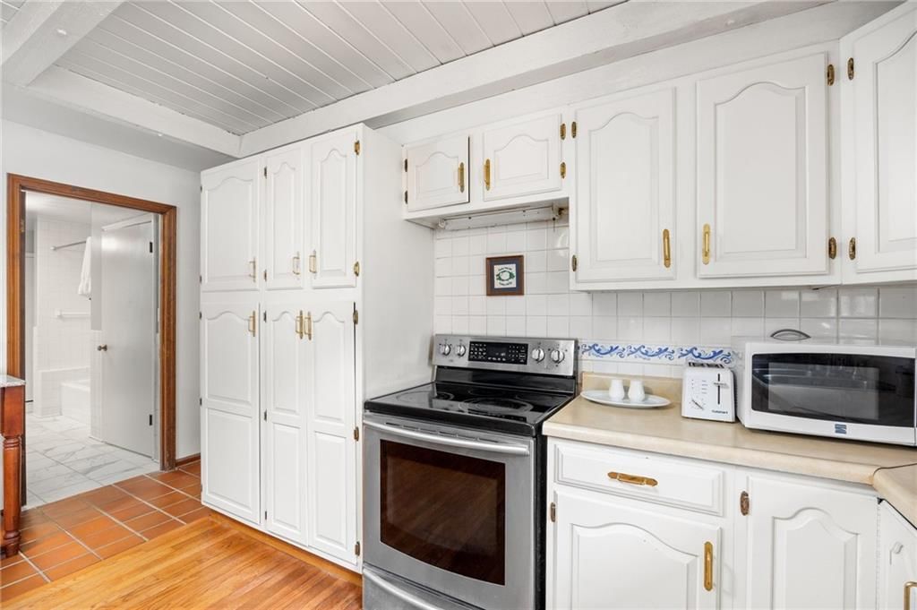 2204 S Taylor Street — photo 14