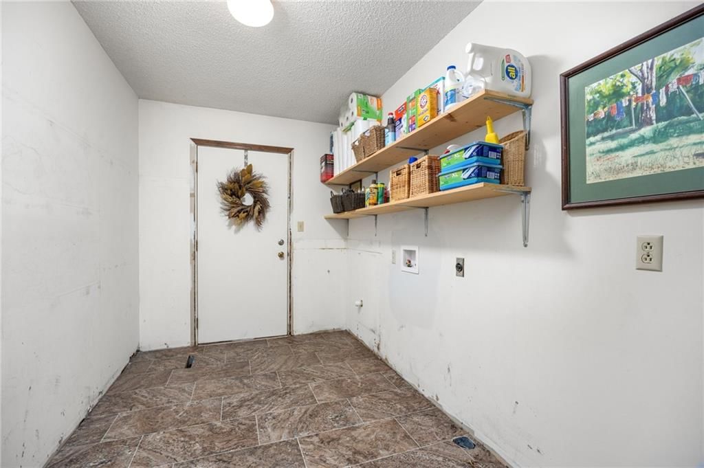 2204 S Taylor Street — photo 15