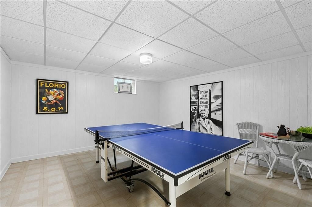 2204 S Taylor Street — photo 37