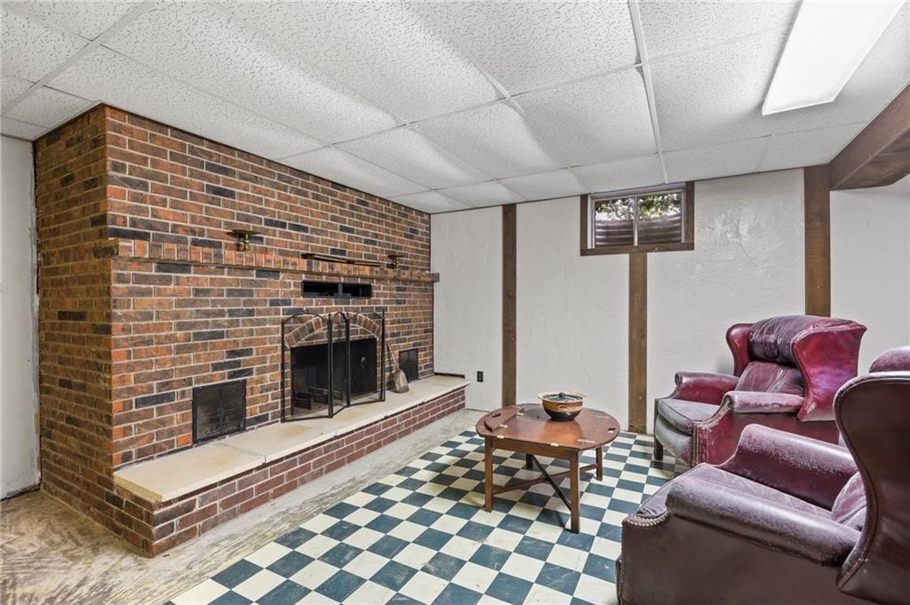 2204 S Taylor Street — photo 39