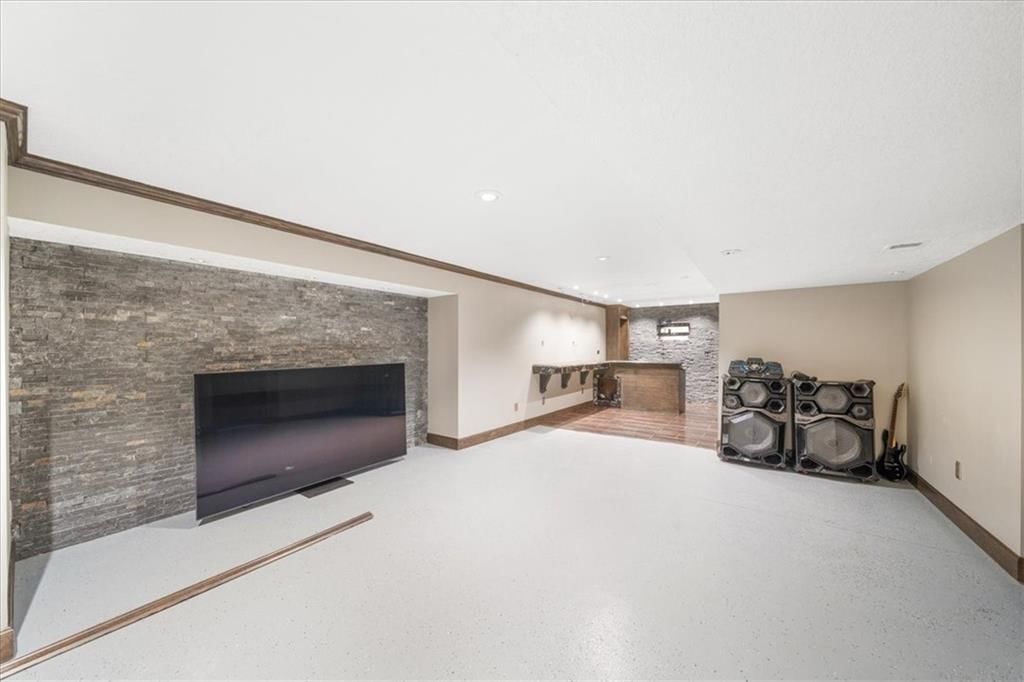 332 NE Parks Edge Drive — photo 23