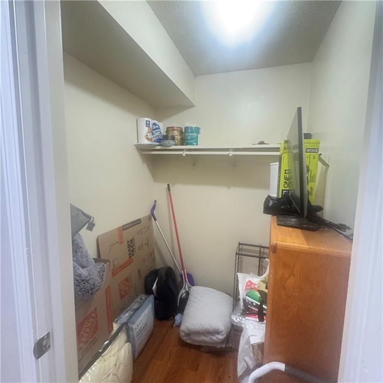 11212 Nieman Road — photo 37
