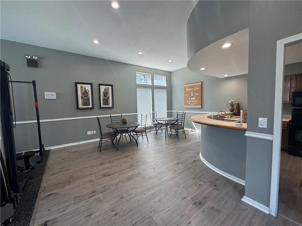 11212 Nieman Road — photo 42