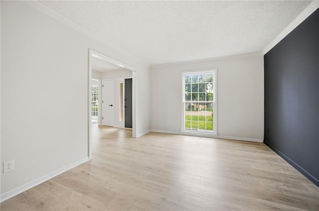 15417 W 94th Terrace — photo 8