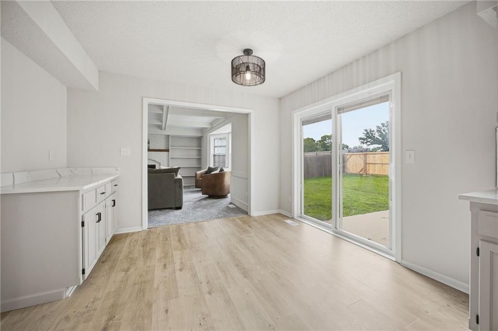 15417 W 94th Terrace — photo 17