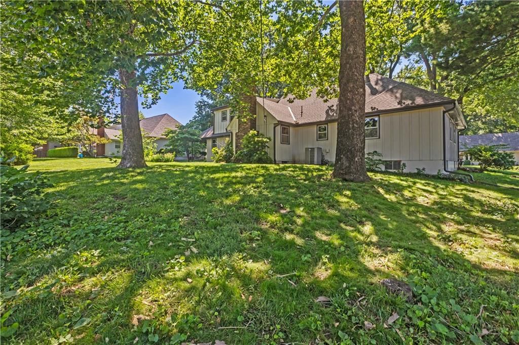1208 NW Fairway Circle — photo 3