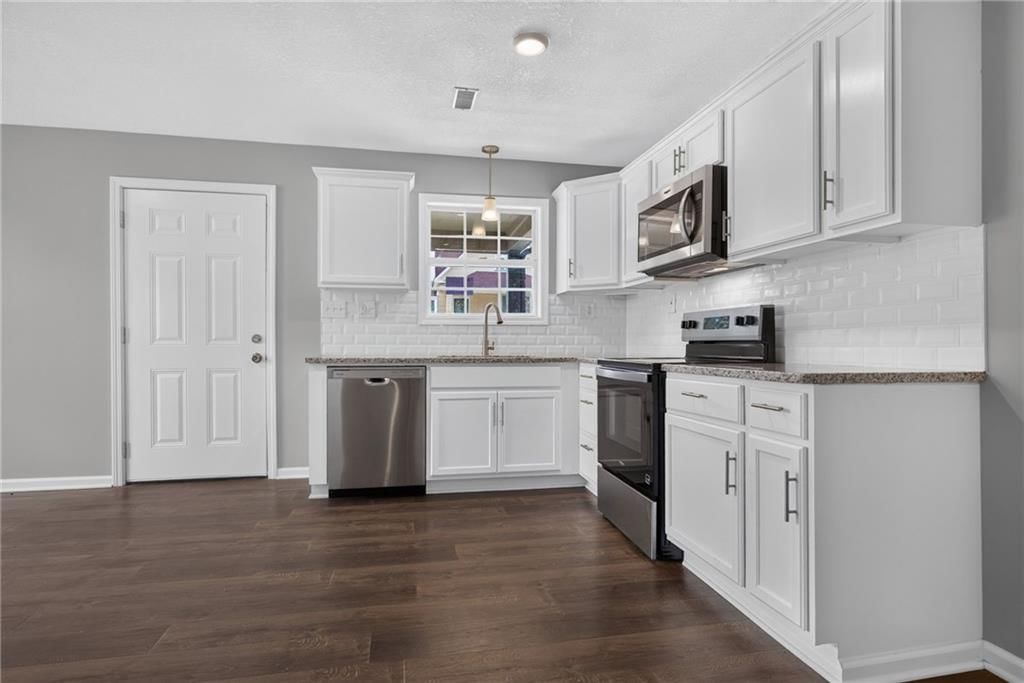 1323 S 38th Street — photo 10