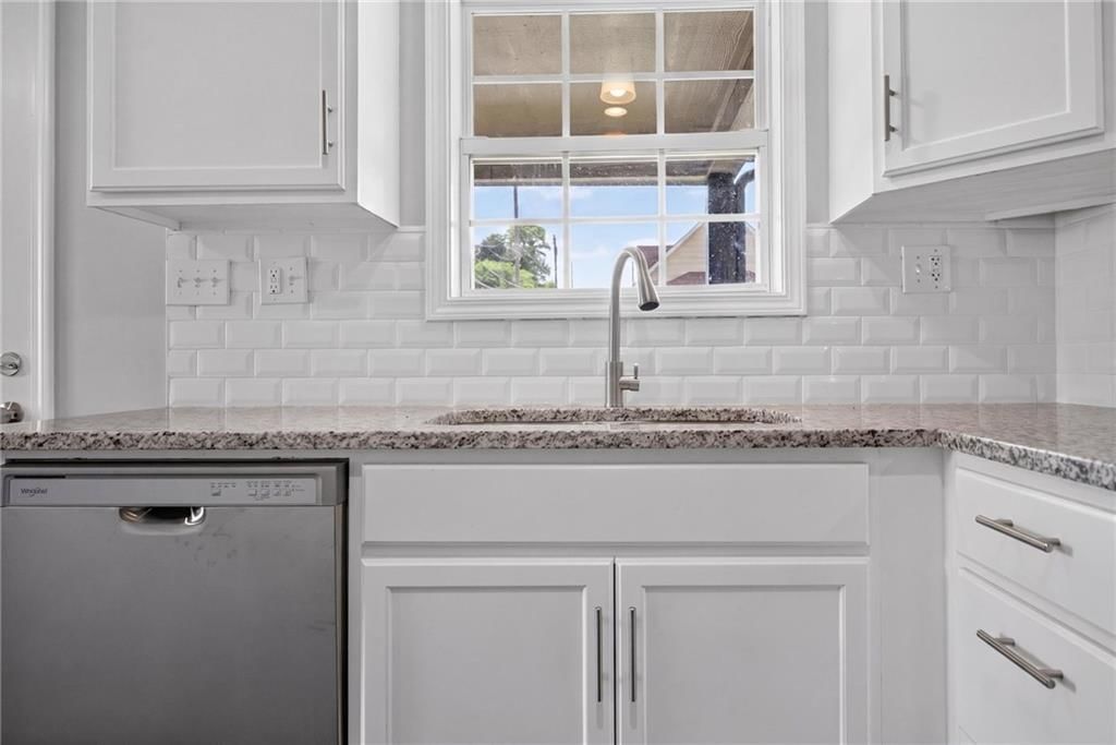 1323 S 38th Street — photo 11