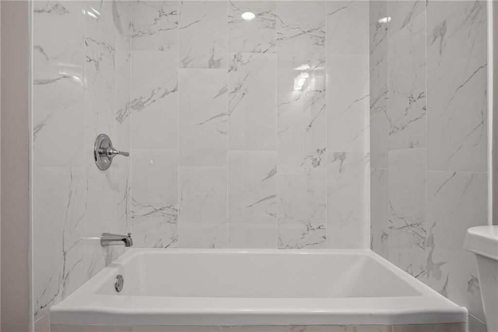 1323 S 38th Street — photo 25