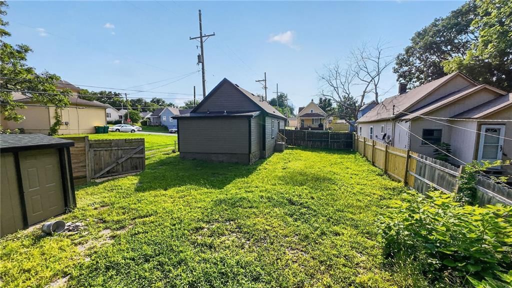 1323 S 38th Street — photo 31