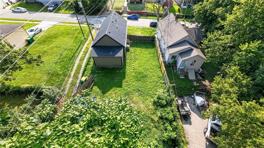 1323 S 38th Street — photo 34