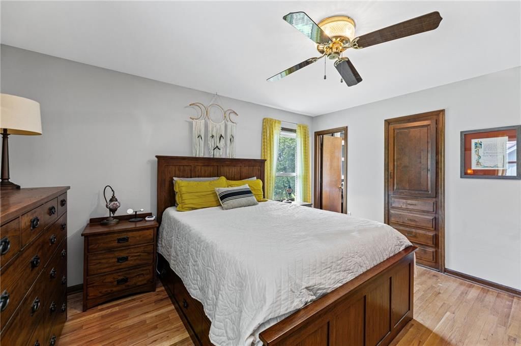 6829 Lakeshore Drive — photo 20