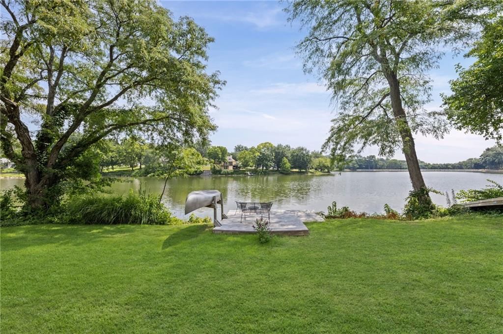 6829 Lakeshore Drive — photo 34