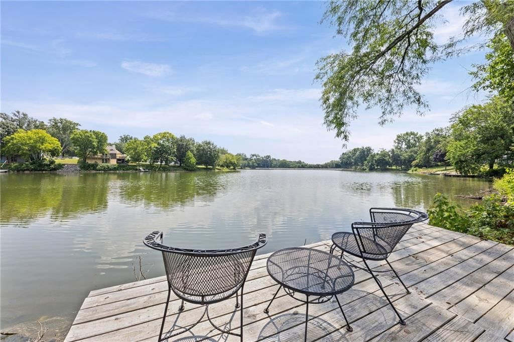 6829 Lakeshore Drive — photo 36