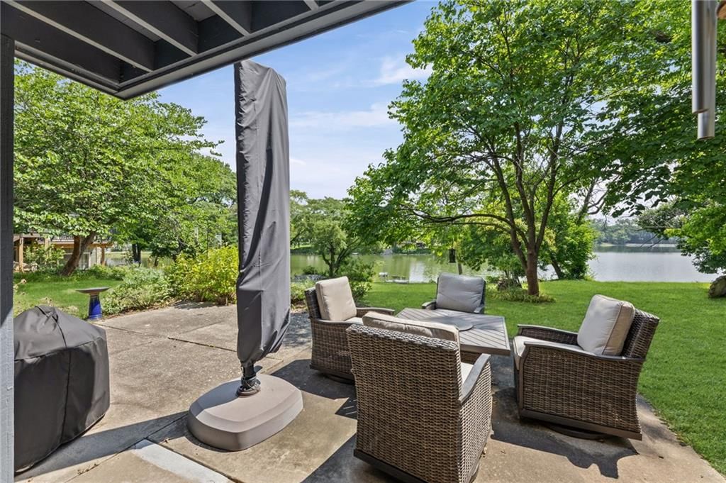 6829 Lakeshore Drive — photo 39
