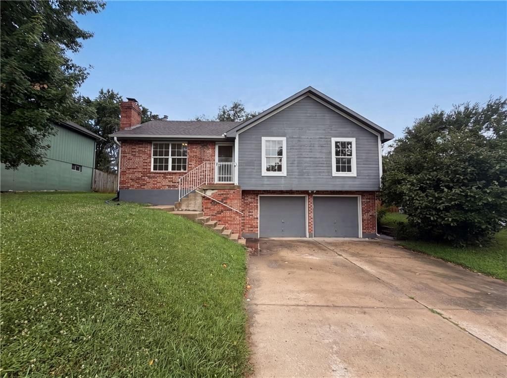 1706 N Lazy Branch Road — photo 1