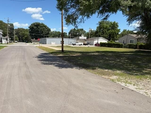 301 Main Street — photo 5
