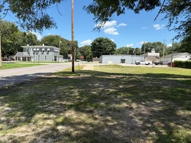 301 Main Street — photo 6