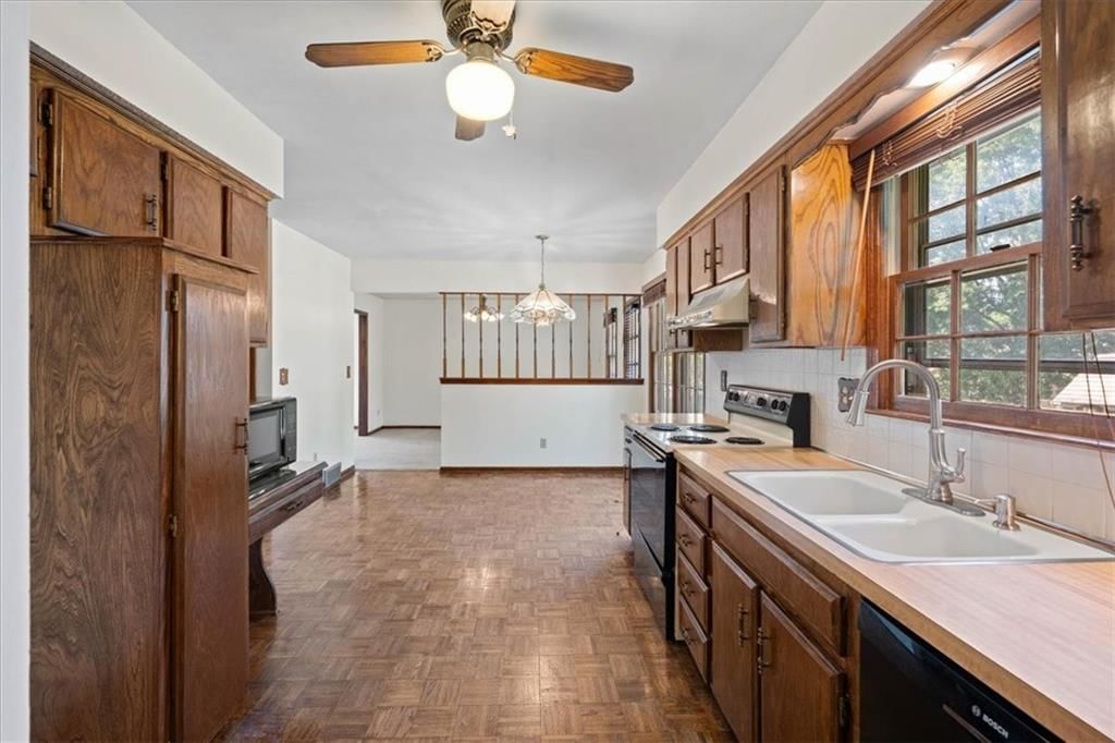 14500 Laquinta Street — photo 16
