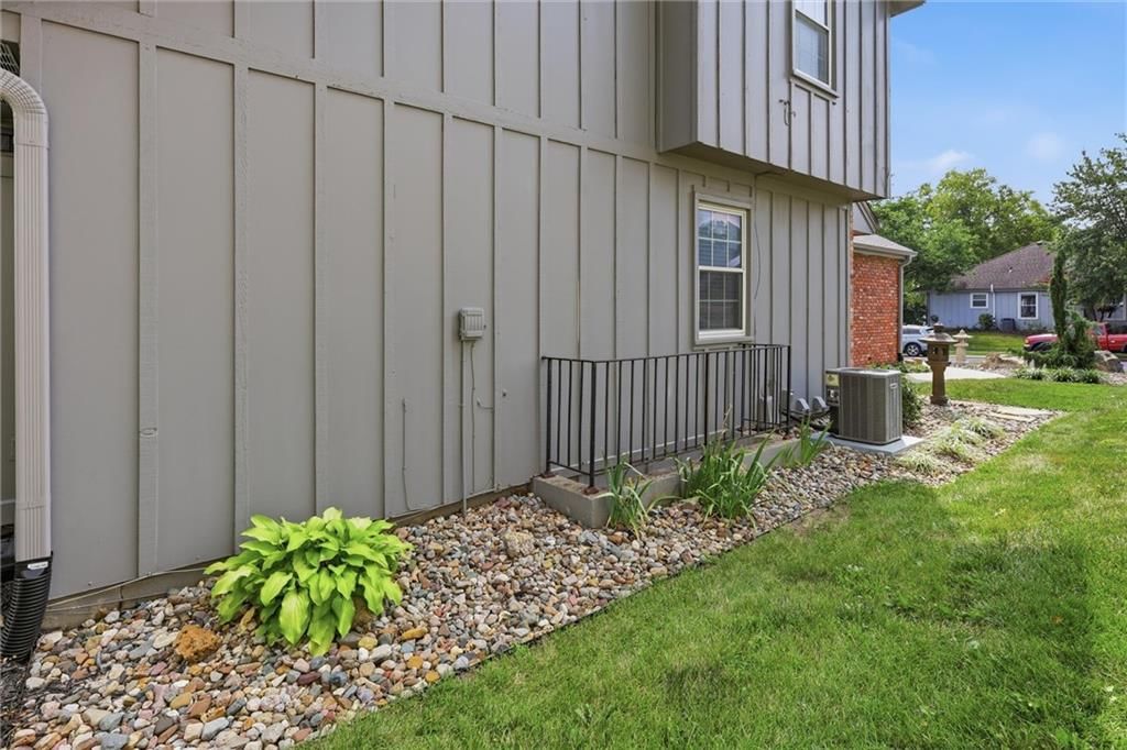 10562 Century Lane — photo 43